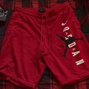 Slightly used XL mens Jordan fleece shorts